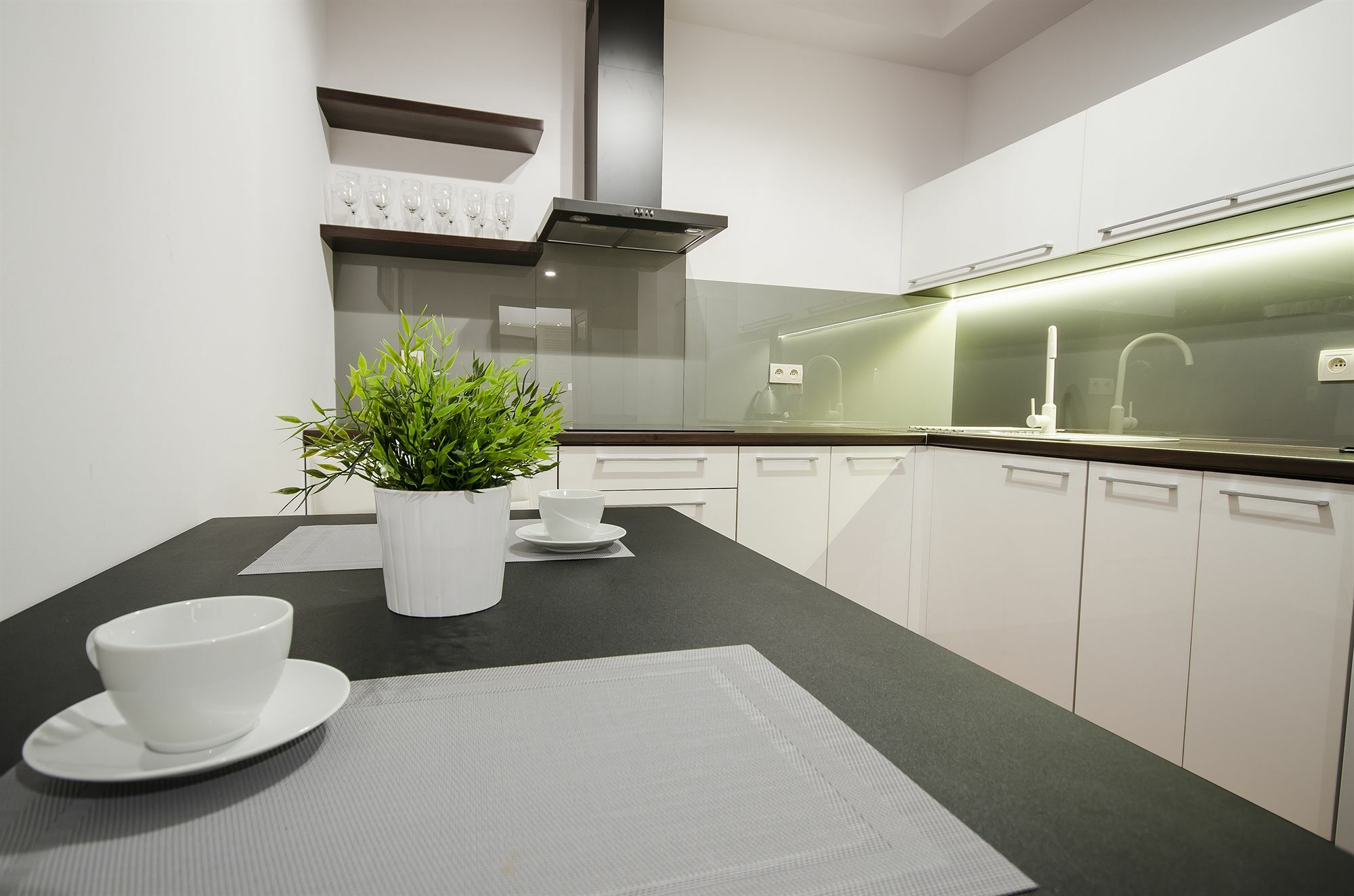 Angel City Center Krakow Aparthotel Zewnętrze zdjęcie